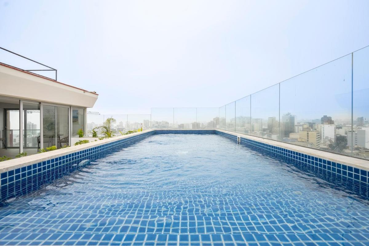 Balta - With Panoramic View In Kennedy Park