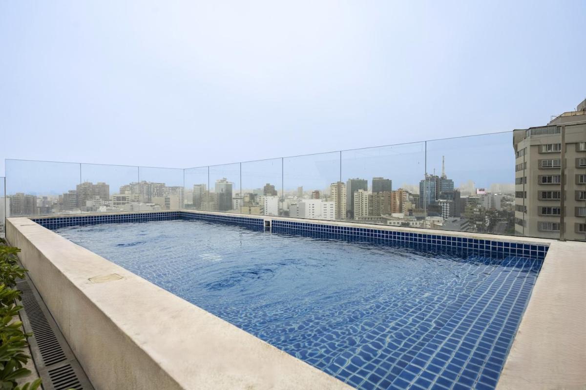 Balta - With Panoramic View In Kennedy Park *