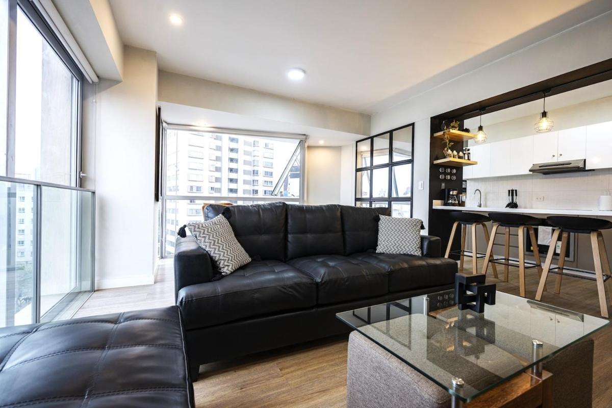 Balta - With Panoramic View In Kennedy Park Apartment