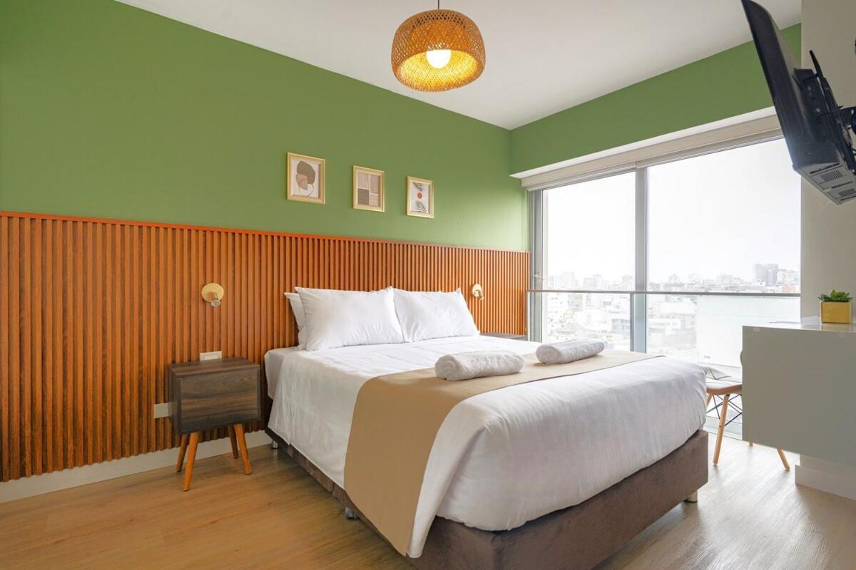 Balta - With Panoramic View In Kennedy Park Apartment *