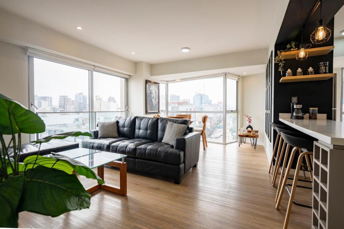 Balta - With Panoramic View In Kennedy Park *